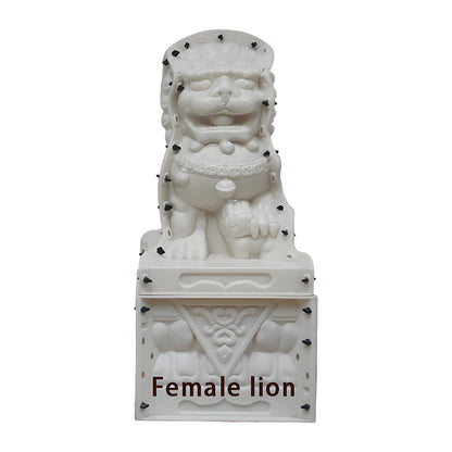 A large pair of Chinese male and female lions, decorative ornaments, male and female molds